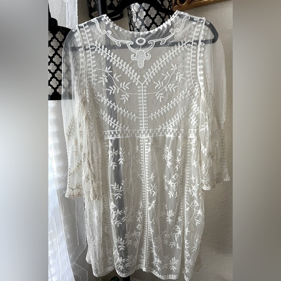 Beautiful Kimono - Picture 4 of 4